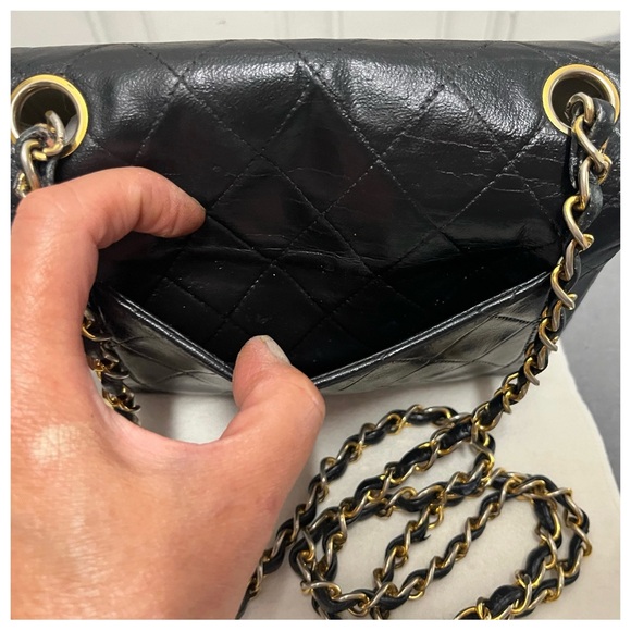 Authentic Vintage Chanel Lambskin Leather Mini Women Handbag - Picture 5 of 15